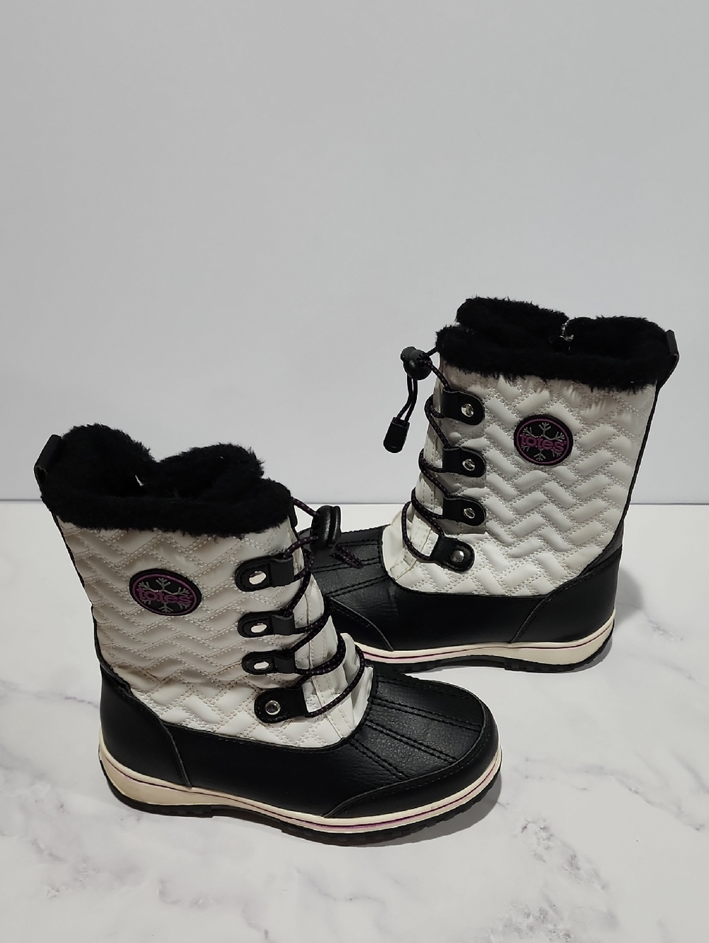 Totes Kylie 2 Black & White Winter Snow Boots